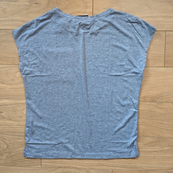 NWT MIROL Women's Short Sleeve Top Light Blue Size M - Picture 3 of 3